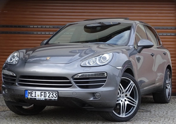 Porsche Cayenne cena 67700 przebieg: 221900, rok produkcji 2011 z Kałuszyn małe 742